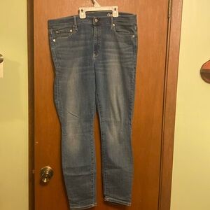 Gap true skinny Sz 33 regular